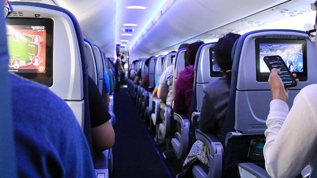 飛行機の機内座席