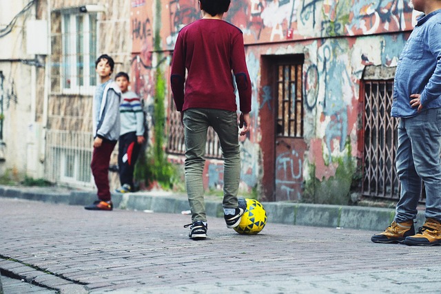 kids playing toys together
